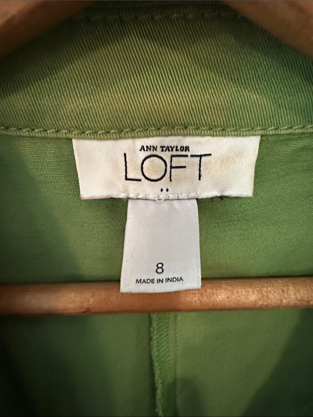 Women’s Ann Taylor LOFT suit jacket • Short sleeve blazer - Picture 2 of 3